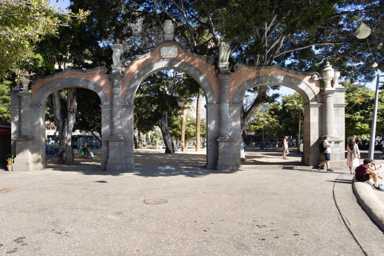 Home2Book Charming Studio Santa Cruz City Views מראה חיצוני תמונה